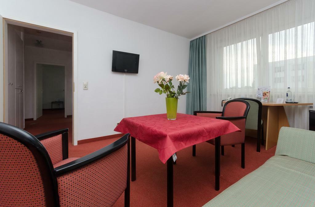 Elbotel Rostock By Centro Exterior foto